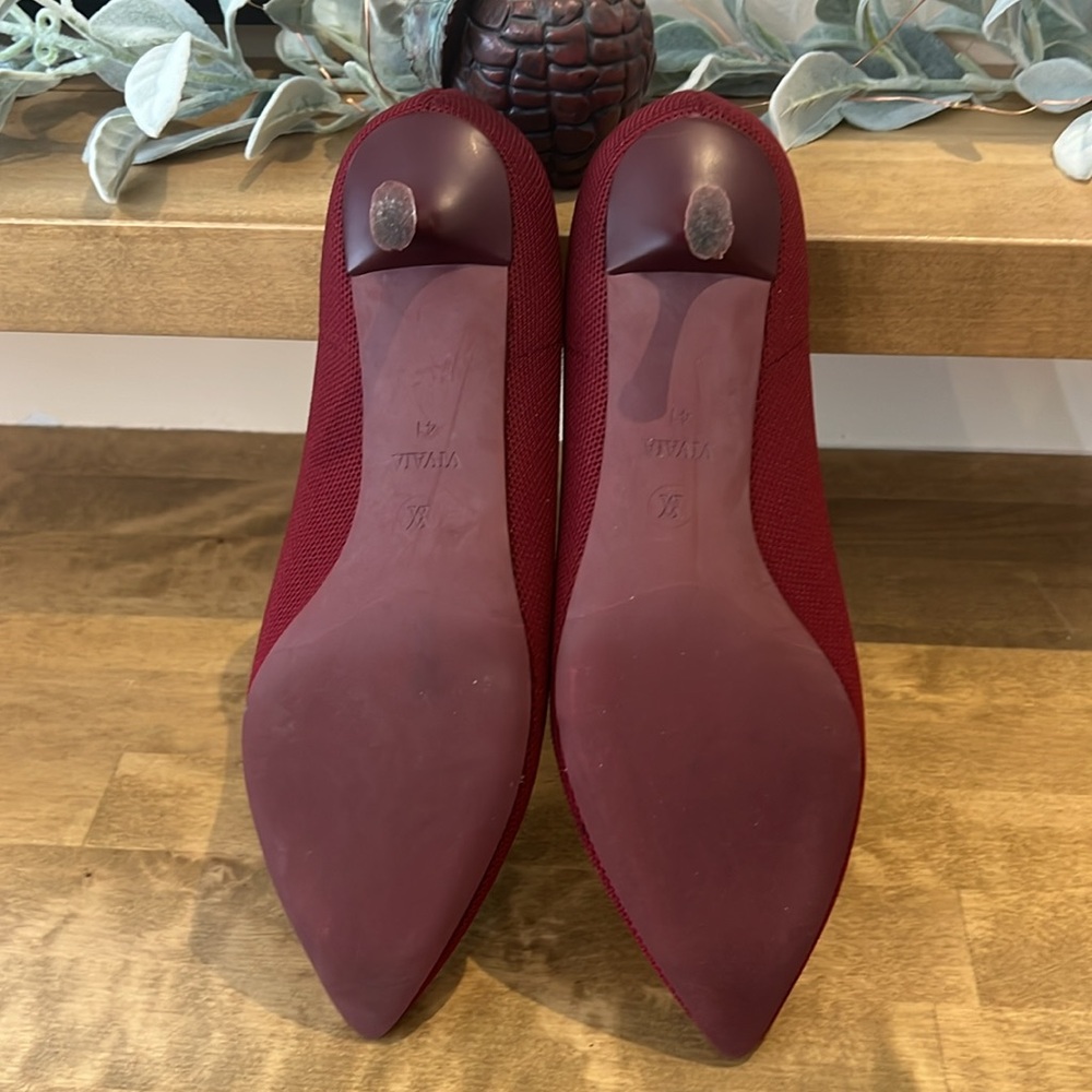 Vivaia Pointed-Toe Kitten Heel Scarlett Knit Upper Comfort Sz 41 EU (9.5 US) - Picture 6 of 7